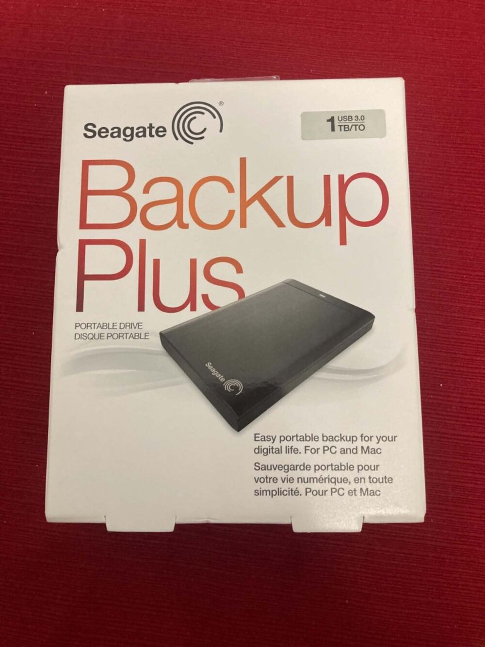 Brand New Sealed Seagate Backup Plus Portable Drive 1 USB 3.0 TB